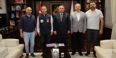 Geçer, arı yetiştiricileri birliği heyetini ağırladı