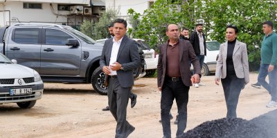 Kozan’da alt yapısı tamamlanan sokaklar asfaltlanıyor