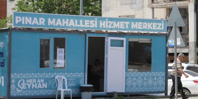 Seyhan Belediyesi muhtarlığın karşısına hizmet noktası kurdu