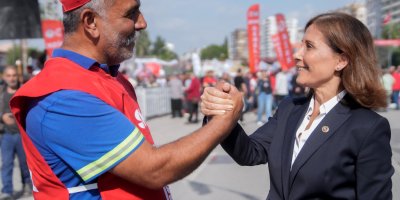 Oya Tekin ''Zulmün önünde eğilmeyen, emeğinden güç alan tüm onurlu yüreklere selam olsun!''