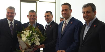 CHP Genel Başkanı Özgür Özel Adana'da!