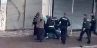 Adana'da sokak ortasında kavga: Polis havaya ateş açtı