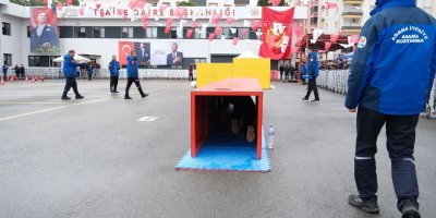 Adana’da itfaiye eri alımında parkur sınavı heyecanı