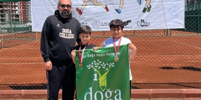 Adana Doğa Koleji tenis takımı Türkiye finallerine yükseldi