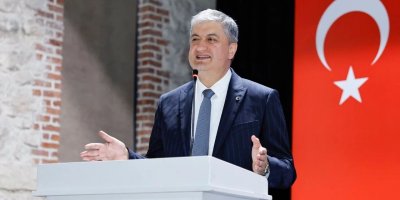 Vali Yavuz, Adana Eczacılık Buluşması’na katıldı