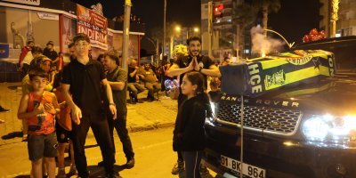 Galatasaray taraftarlarından Fenerbahçe'ye gönderme