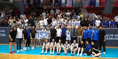 U18 Türkiye Şampiyonası’nda Adana rüzgarı