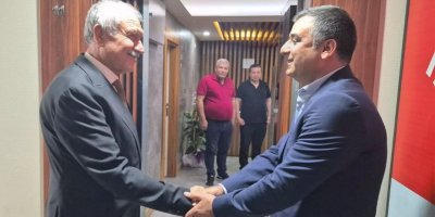 Zeydan Karalar’dan CHP Diyarbakır İl Başkanlığı’na ziyaret