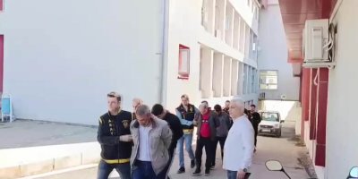 Kendilerini hakim, savcı ve polis olarak tanıtıp milyonluk vurgun yapan şebeke çökertildi