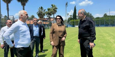 Milletvekili Sunay Karamık’tan Adana Demirspor’a ziyaret