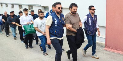 Bahis soruşturması kapsamında Rasim Ozan Kütahyalı'nın da aralarında olduğu 154 kişi adliyeye sevk edildi