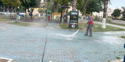 Ceyhan Belediyesi'nden ortak yaşam alanlarında detaylı temizlik çalışması