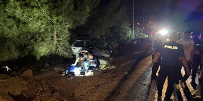 Adana'da feci kaza: Karı koca öldü, 4 yaşındaki çocukları yaralandı