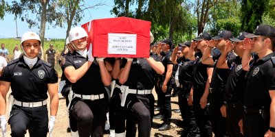 Adanalı şehit Aydın Üyenarık son yolculuğuna uğurlandı
