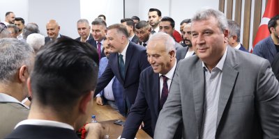 MHP Adana İl Başkanlığı’nda bayramlaşma programı düzenlendi
