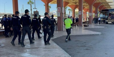 Adana Otogarı’nda bayram dönüşü yoğunluğu yaşanıyor