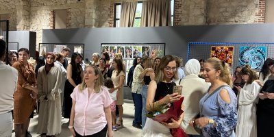 ÇÜ Tekstil ve Moda Tasarımı Bölümü öğrencilerinden mezuniyet sergisi