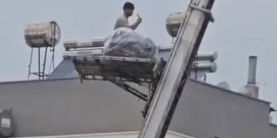 Kozan’da tehlikeli yolculuk kamerada