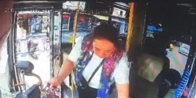 Adana’da otobüs şoförünün parasını çalıp kaçtı