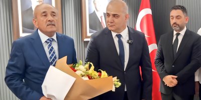 MHP Adana’da devir teslim gerçekleşti: Eski Başkan Yusuf Kanlı törene katılmadı