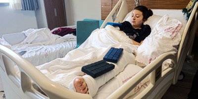 12’nci kattan düşen Ecrin, iyileşince çocuklara yardım edecek