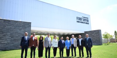 Mevlüt Karakaya’dan Ferdi Tayfur Sanat Merkezi ve Müzesi’ne ziyaret