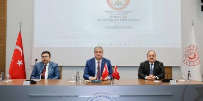 Vali Yavuz, Seyhanlı muhtarlarla bir araya geldi