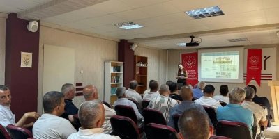 Yüreğir’de muhtarlara sosyal hizmetler anlatıldı