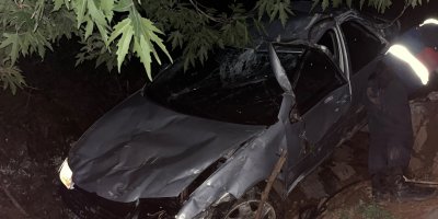 Kozan’da otomobil uçuruma yuvarlandı: Sürücü yaralandı
