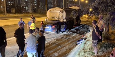 Adana’da otomobil tıra çarptı: Baba öldü, 2 çocuğu yaralandı