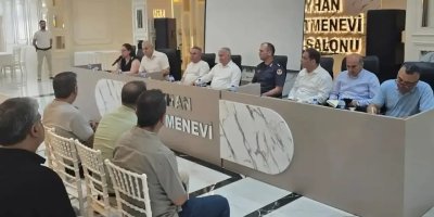 Ceyhan’da okul çevresi güvenliği masaya yatırıldı