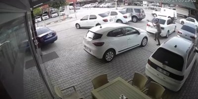 Adana'da oto galericiler sitesinde silahlı saldırı: Çok sayıda araç zarar gördü