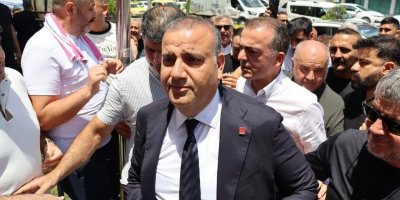 Orhan Bayram: "Ateşe su taşımaya geldik"