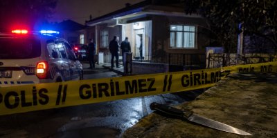 Adana’da kan donduran cinayet: 16 yaşındaki çocuk annesini öldürdü