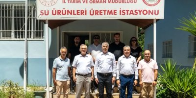 Adana’da su ürünleri üretim istasyonunda inceleme