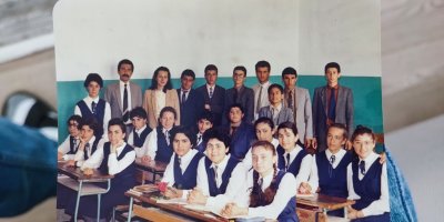 45 yıllık öğretmene davul zurnalı emeklilik sürprizi