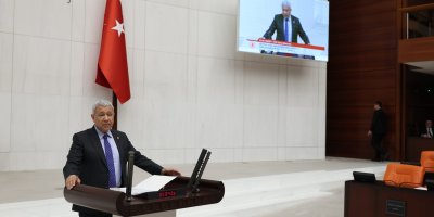 CHP Adana Milletvekili Orhan Sümer: “Kozan demir yolu projesinde 5 yıldır yaprak kımıldamıyor”