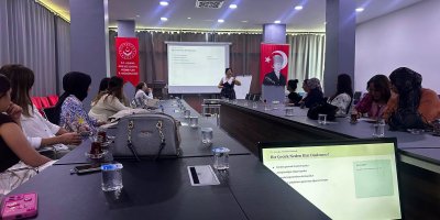 Adana'da çocuk kuruluşu personeline etkili iletişim eğitimi