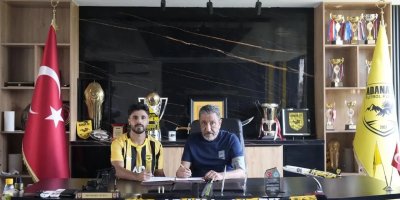 Adana 01 FK, Erkan Sasa’yı kadrosuna kattı