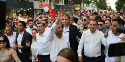 Özgür Özel’in Adana programı birlik mesajlarıyla tamamlandı