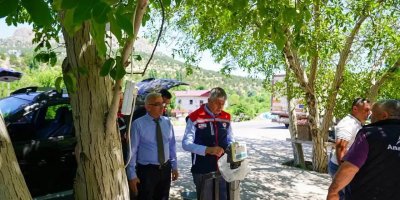 Atilla Bayazıt Pozantı’da kiraz üreticileriyle bir araya geldi