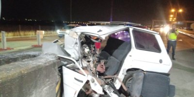 Ceyhan gişelerinde feci kaza: 24 yaşındaki sürücü yaşamını yitirdi