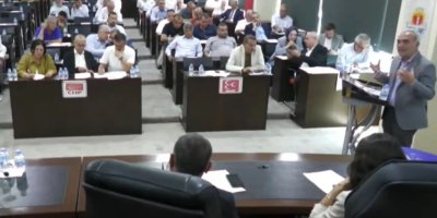 Cemal Demirdağ’dan belediye meclisinde asfalt çıkışı: “5 milyon ton asfaltın hesabı açıklansın”