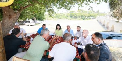 Cafer Boyraz Misis’te muhtarlarla bir araya geldi