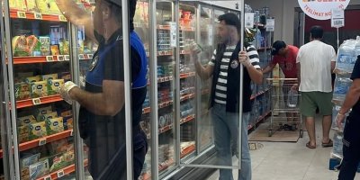 Yumurtalık’ta marketlere gıda denetimi