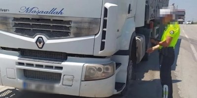 Kozan'da şüpheli araçtan kullanıma hazır patlayıcı çıktı