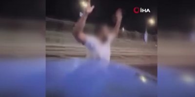 Adana’da direksiyonu bırakıp camdan dans eden sürücüye 103 bin TL ceza