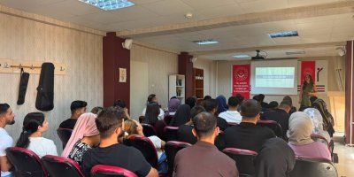 Adana’da evlilik hazırlığı yapan çiftlere eğitim verildi