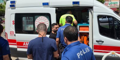 Kozan’da otomobil ile motosiklet çarpıştı: 2 kişi yaralandı