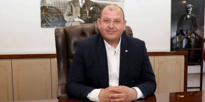 Menderes Belediyesi’ne operasyon: Başkan İlkay Çiçek dahil 13 kişi gözaltında